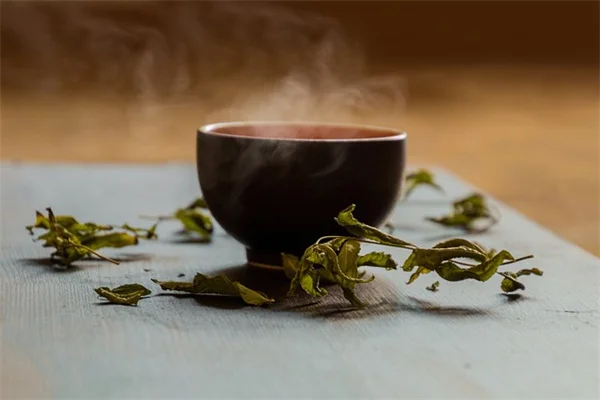 リンゴの茶色い斑点、実は食べられる？霜輪とラセットの見分け方